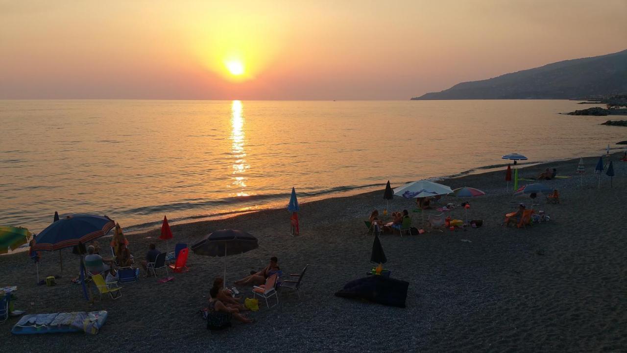 A Due Passi Dal Mare Panzió Acquappesa Kültér fotó